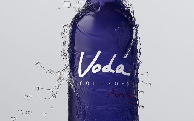 closeup voda naturalna splash